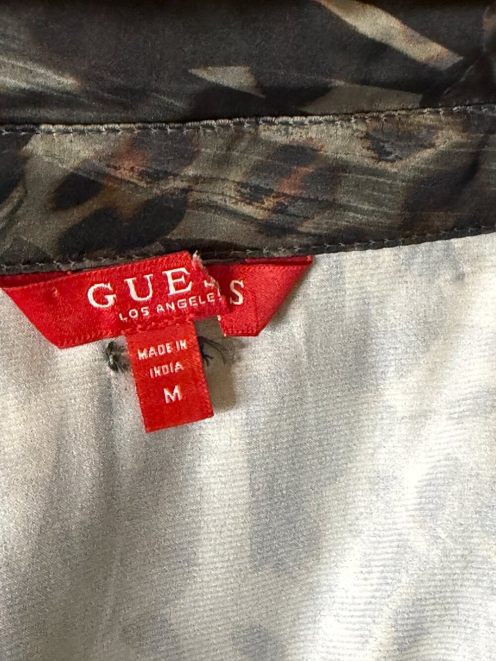 Guess Satin Blouse Shirt Top Button Front Tie Waist V Neck Animal Print M NWOT - Picture 6 of 8
